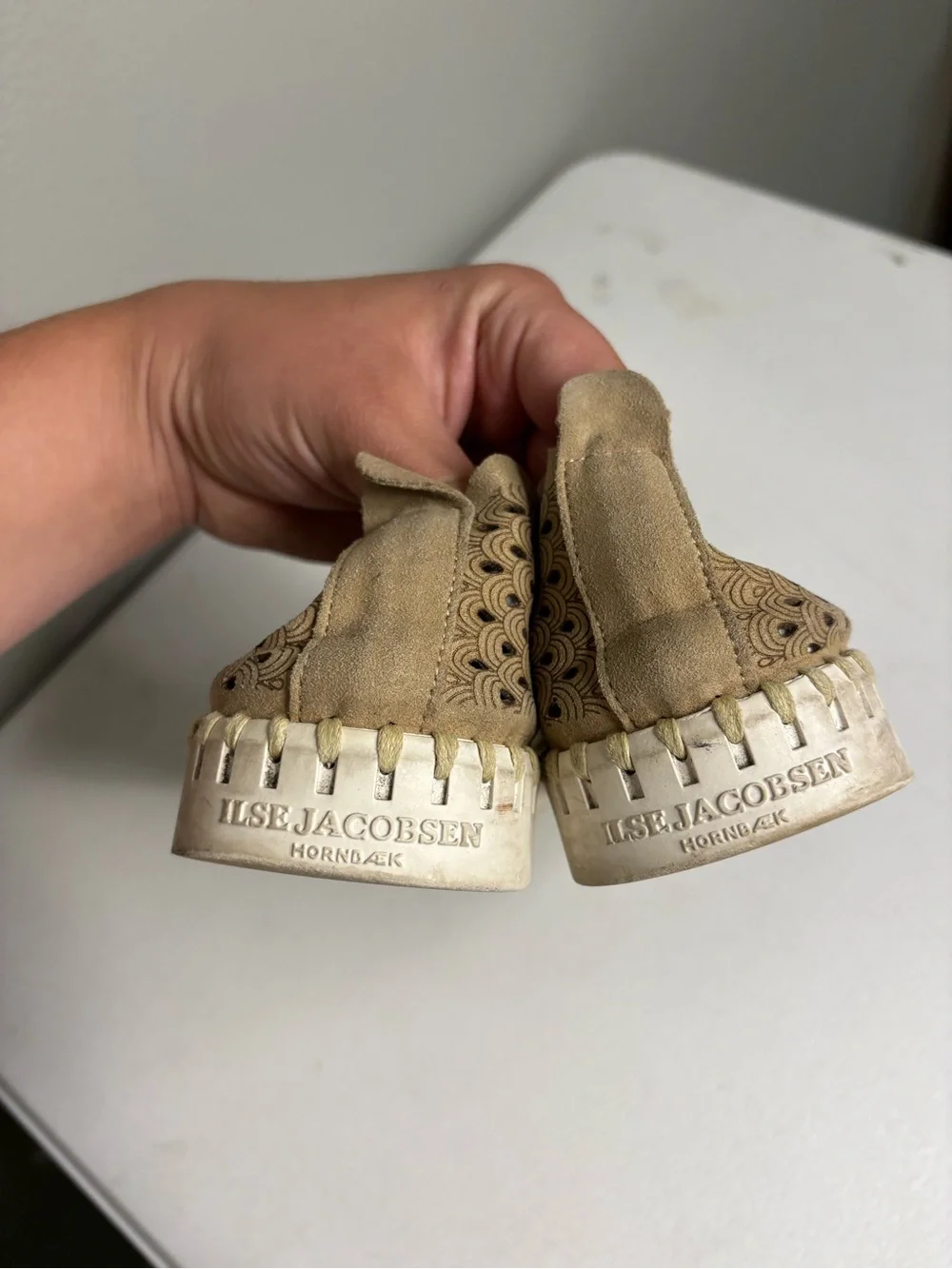 Ilse Jacobsen Tulip 139 Slip On Sneakers Latte Tan Perforated Shoes EU 39